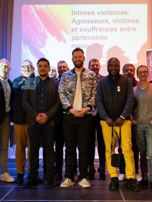 Conférence sur les violences conjugales chez les couples d 'hommes organisée par FLAG!