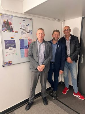 Inauguration d'un nouveau tableau d’affichage aux couleurs LGBT+ à la Police Municipale de Metz